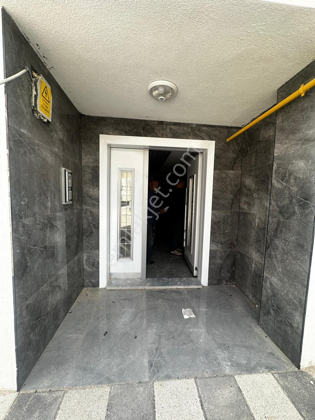 Tepebaşı Çamlıca Satılık Daire  B-402 ÇAMLICA MAHALLESİNDE SATILIK 3+1 LÜKS DAİRE