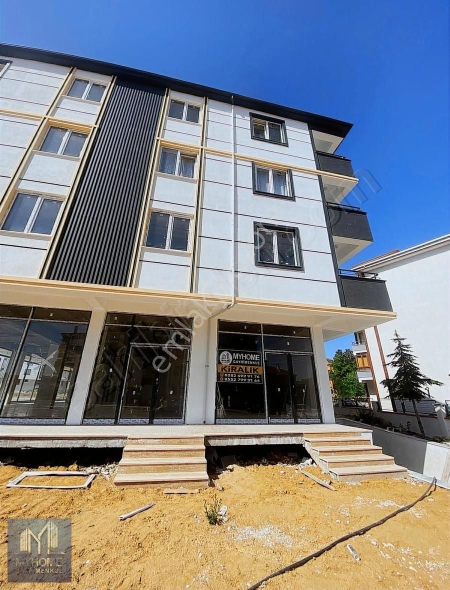 Çorlu Şeyh Sinan Kiralık Dükkan & Mağaza Şeyhsinan Mahallesinde Sıfır Binada 130m2 Kiralık Dükkan