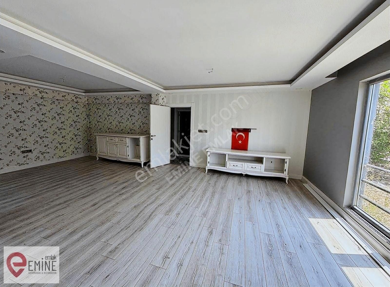 Başiskele Damlar Kiralık Daire MÜSTAKİL GİRİŞLİ VE BAHÇELİ SİTE İÇİNDE 3+1 KİRALIK DAİRE/VİLLA