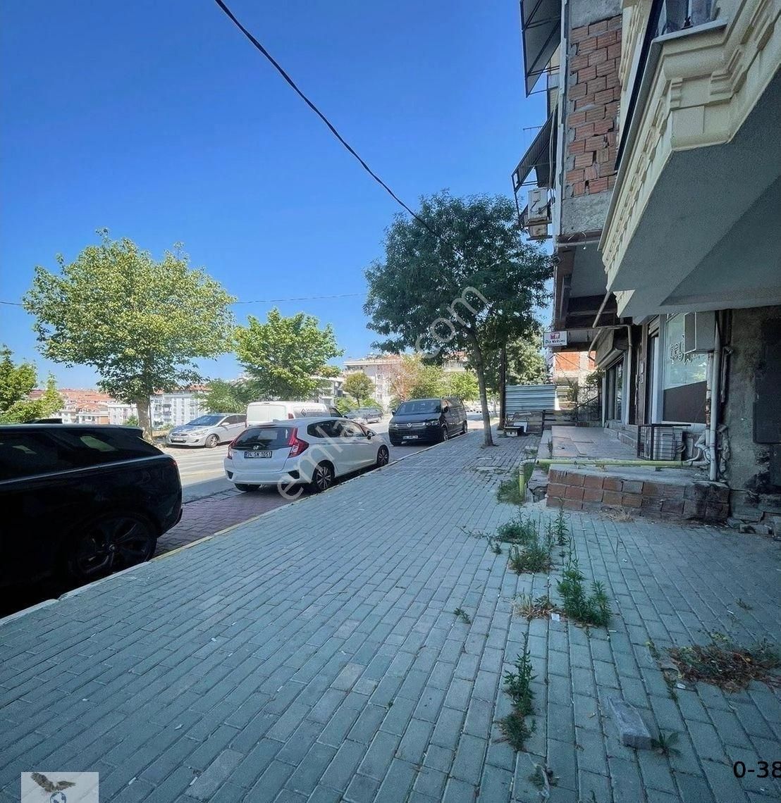 Avcılar Cihangir Kiralık Dükkan & Mağaza Müslüm Emlaktan Cadde Üzerinde Kiralık Kunalışlı Dükkan