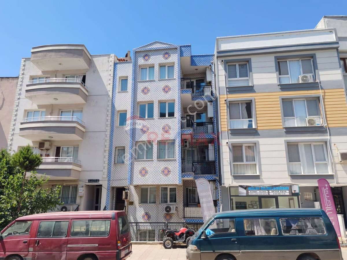 Buca Akıncılar Satılık Daire Buca Akıncılar'da 3+1 Satılık Daire