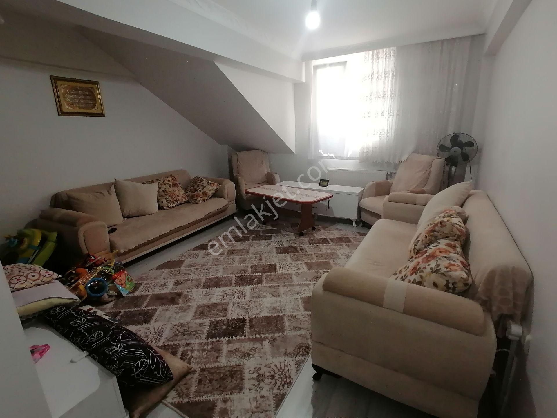 Esenyurt Mehterçeşme Satılık Daire EFKA GAYRİMENKULDEN MEHTERÇEŞMEDE SATIIK 95 m2 2+1 BAHÇE KAT DAİRE