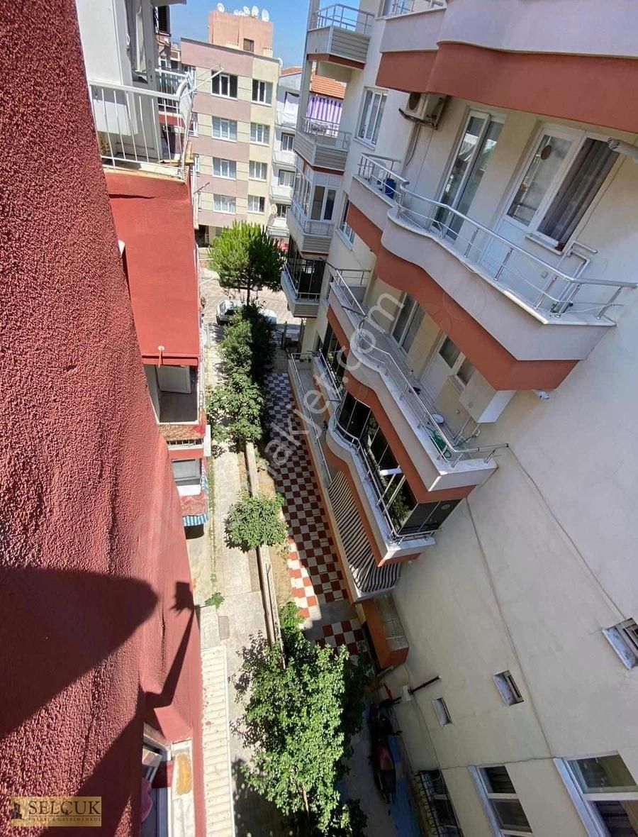 Yunusemre Uncubozköy Satılık Daire SELÇUK'tan UNCUBOZKÖY MAH 3+1 110m2 ACİLL SATILIK FIRSAT DAİRE