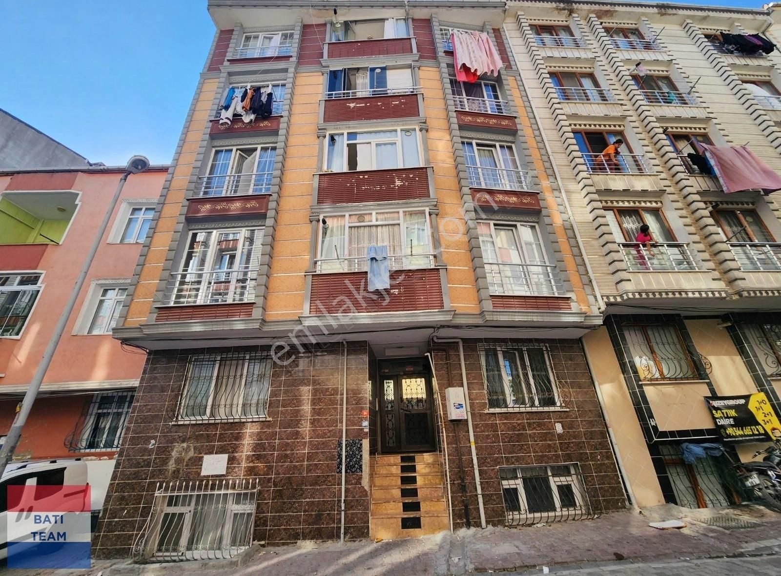 Esenyurt Çınar Satılık Daire ESENYURT ÇINAR MAHALLESİNDE 2 KAT 2+1 SATILIK DAİRE