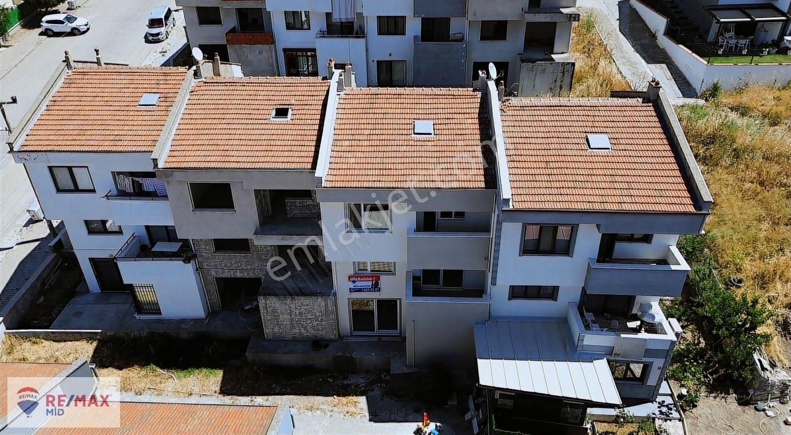 Karesi Kuva-İ Milliye Satılık Villa Kuva-i Milliye Mahallesinde Satılık 3+2 Tripleks Villa