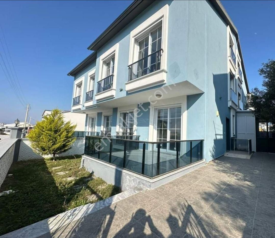 Didim Hisar Satılık Daire Didim'de Deniz Manzaralı 3+1 Villa