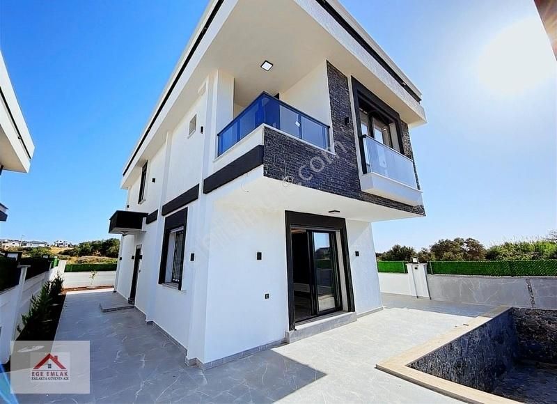 Didim Hisar Satılık Yazlık Didim'de Satılık 4+1 Tam Müstakil Villa