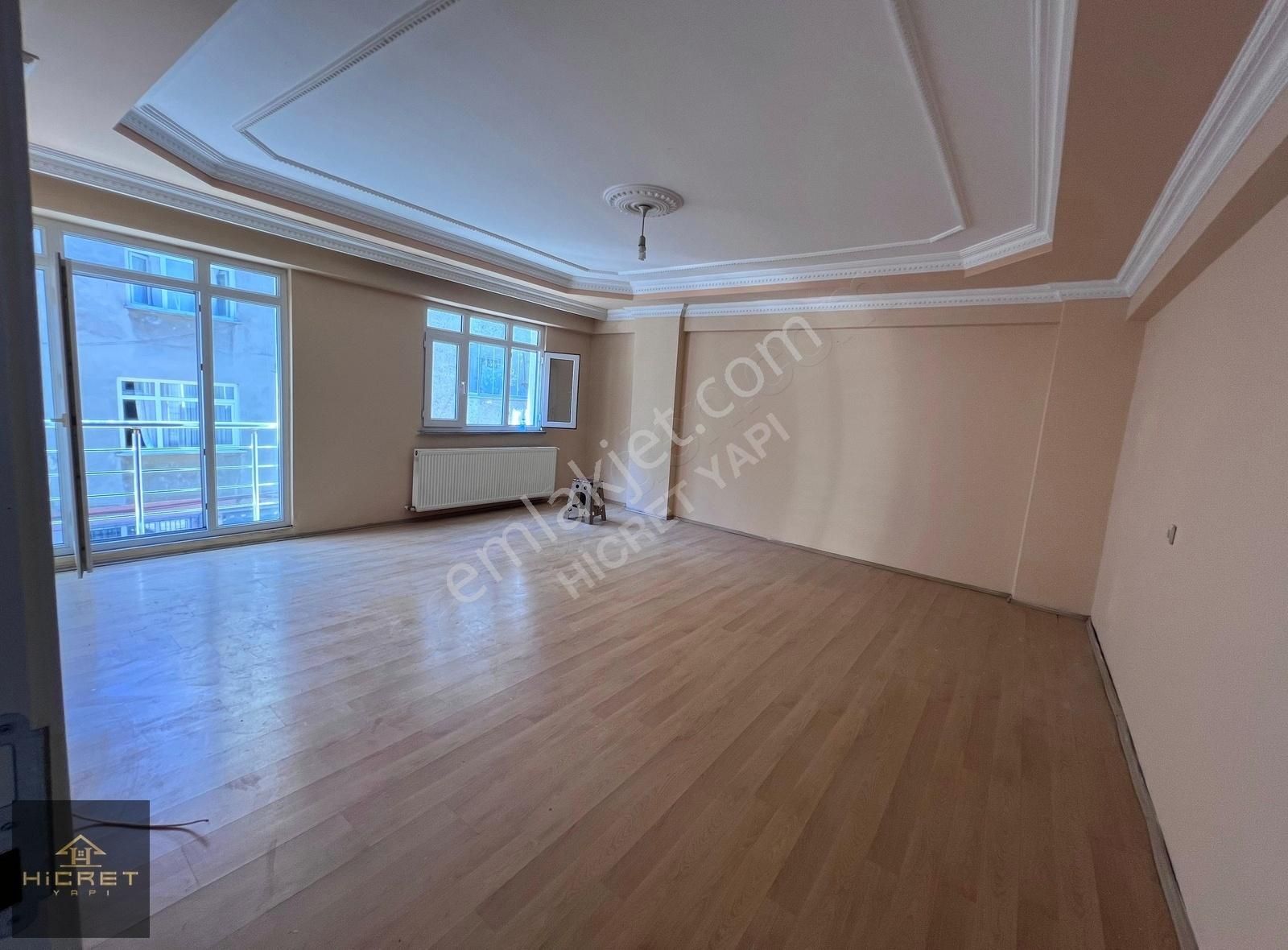 Sultangazi Uğur Mumcu Satılık Daire HİCRET'DEN SATILIK UĞURMUMCU MAH'DE 2+1 110M² 1.KAT DAİRE