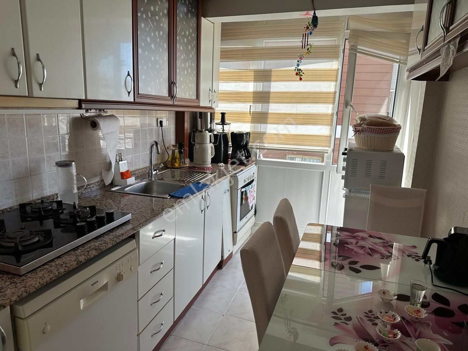 Konak Kemal Reis Satılık Daire  KONAK HATAY SATILIK DAİRE  ŞEHİT NİHAT CAD