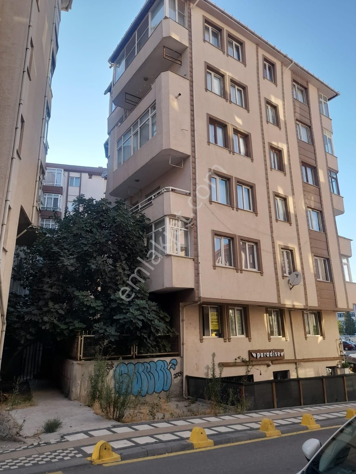 Keşan Yukarı Zaferiye Satılık Daire KEŞAN HASTANE CADDESİN'DE SATILIK 3+1 DAİRE