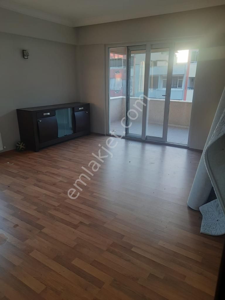 Nazilli Altıntaş Kiralık Daire  Tombul Emlaktan Yeni Mahallede 3+1 Kiralık Daire