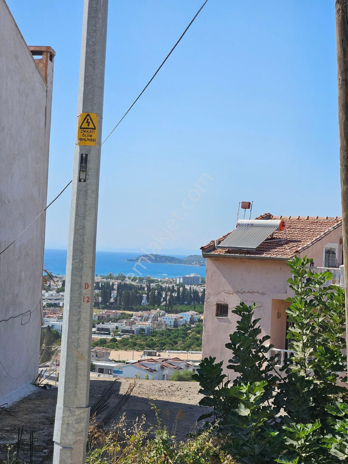 Kuşadası Soğucak Satılık Villa İmarlı Kuşadası Efes Evlerinde deniz manzaralı tek villalık arsa