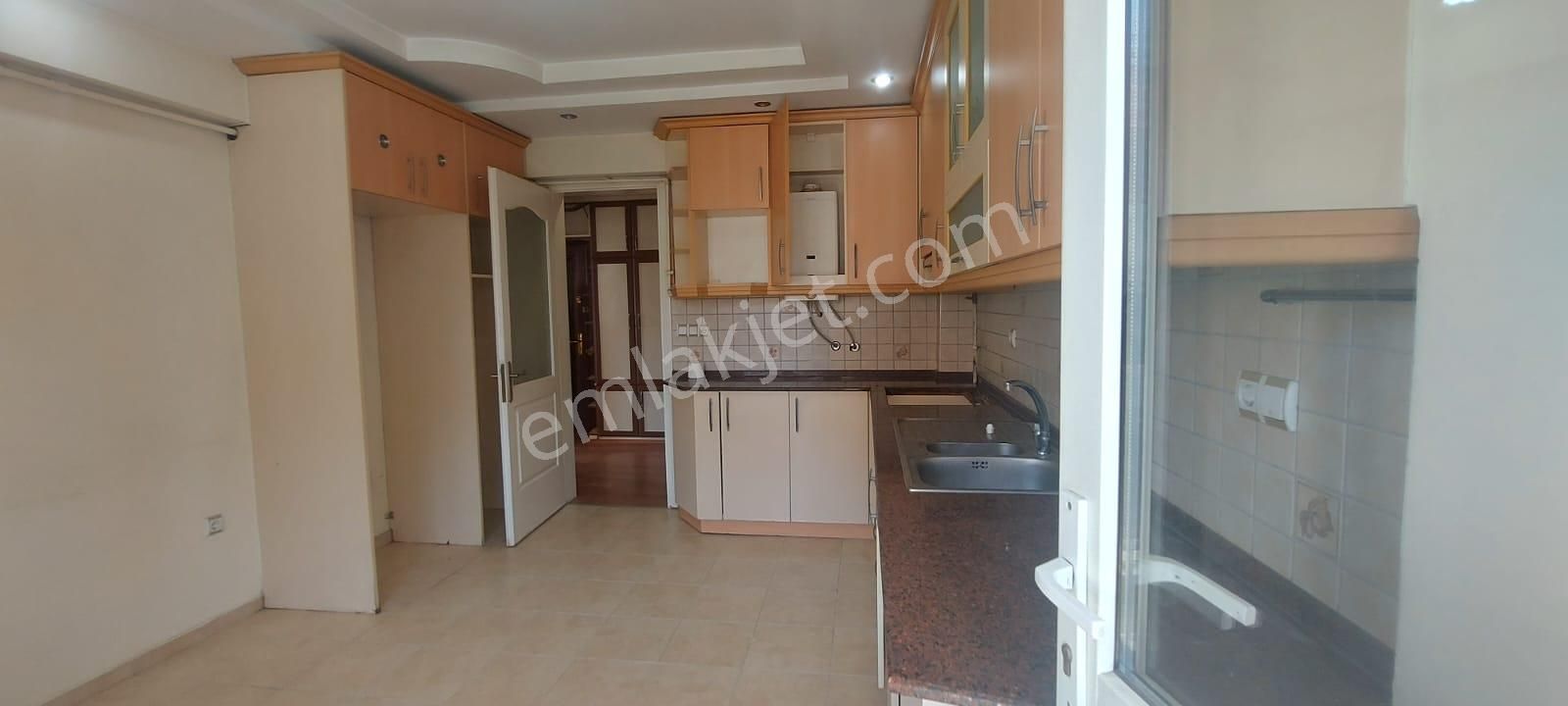 Merkezefendi Karaman Kiralık Daire  Karaman Mh. 150m2 3+1 Ara Kat Kiralık Daire