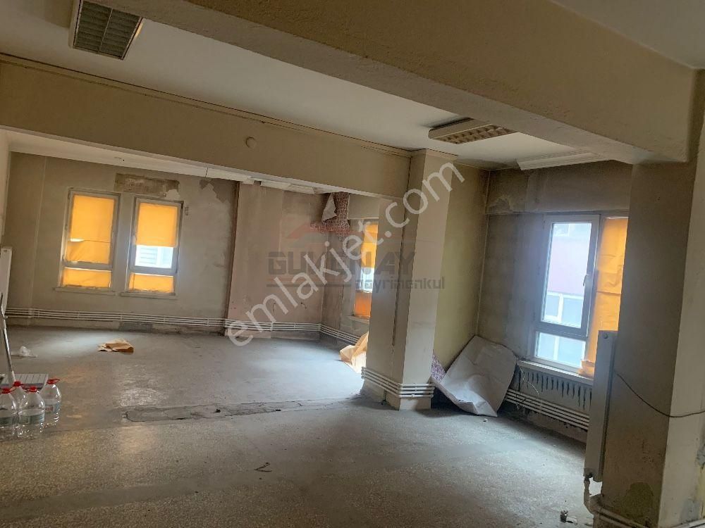 Güvenay - Çorum Gazi Cad. Saat Kulesi Yanı Kiralık Ofis & Büro - Görsel 9