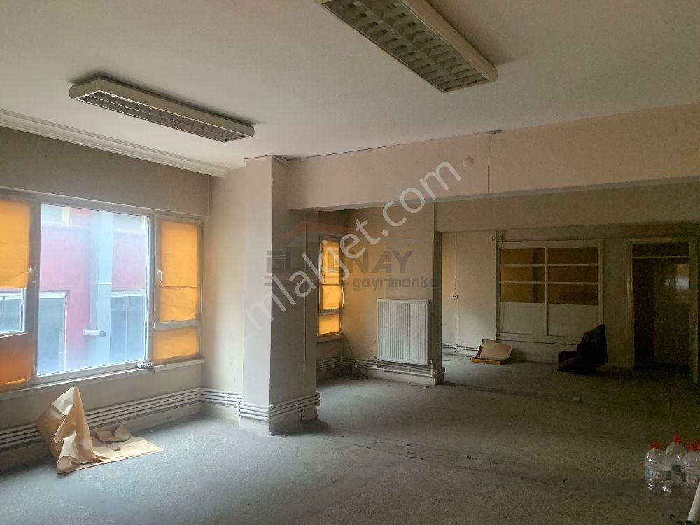 Güvenay - Çorum Gazi Cad. Saat Kulesi Yanı Kiralık Ofis & Büro - Görsel 5