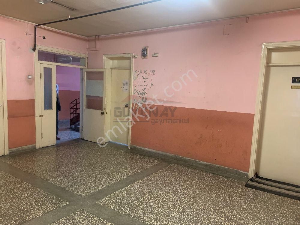 Güvenay - Çorum Gazi Cad. Saat Kulesi Yanı Kiralık Ofis & Büro - Görsel 12