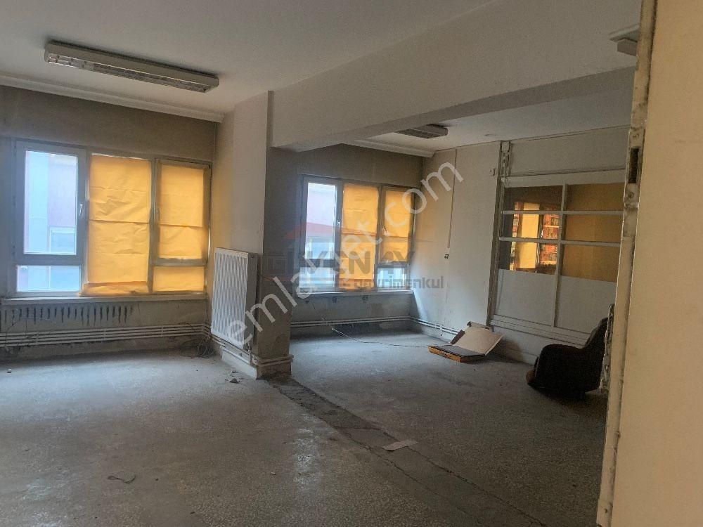 Güvenay - Çorum Gazi Cad. Saat Kulesi Yanı Kiralık Ofis & Büro - Görsel 10