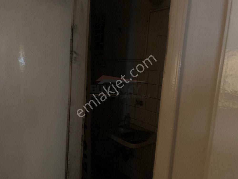 Güvenay - Çorum Gazi Cad. Saat Kulesi Yanı Kiralık Ofis & Büro - Görsel 8