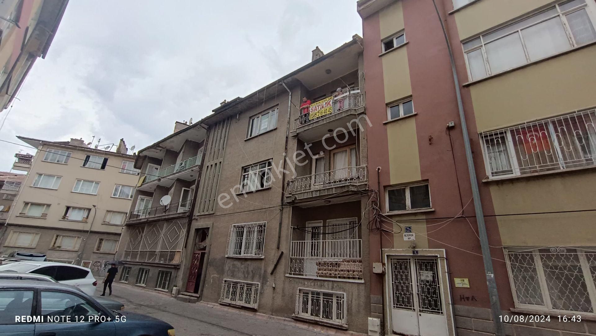 Karatay Şemsitebrizi Satılık Daire  ŞEMS MAHALLESİNDE 3+1 SATILIK DAİRE