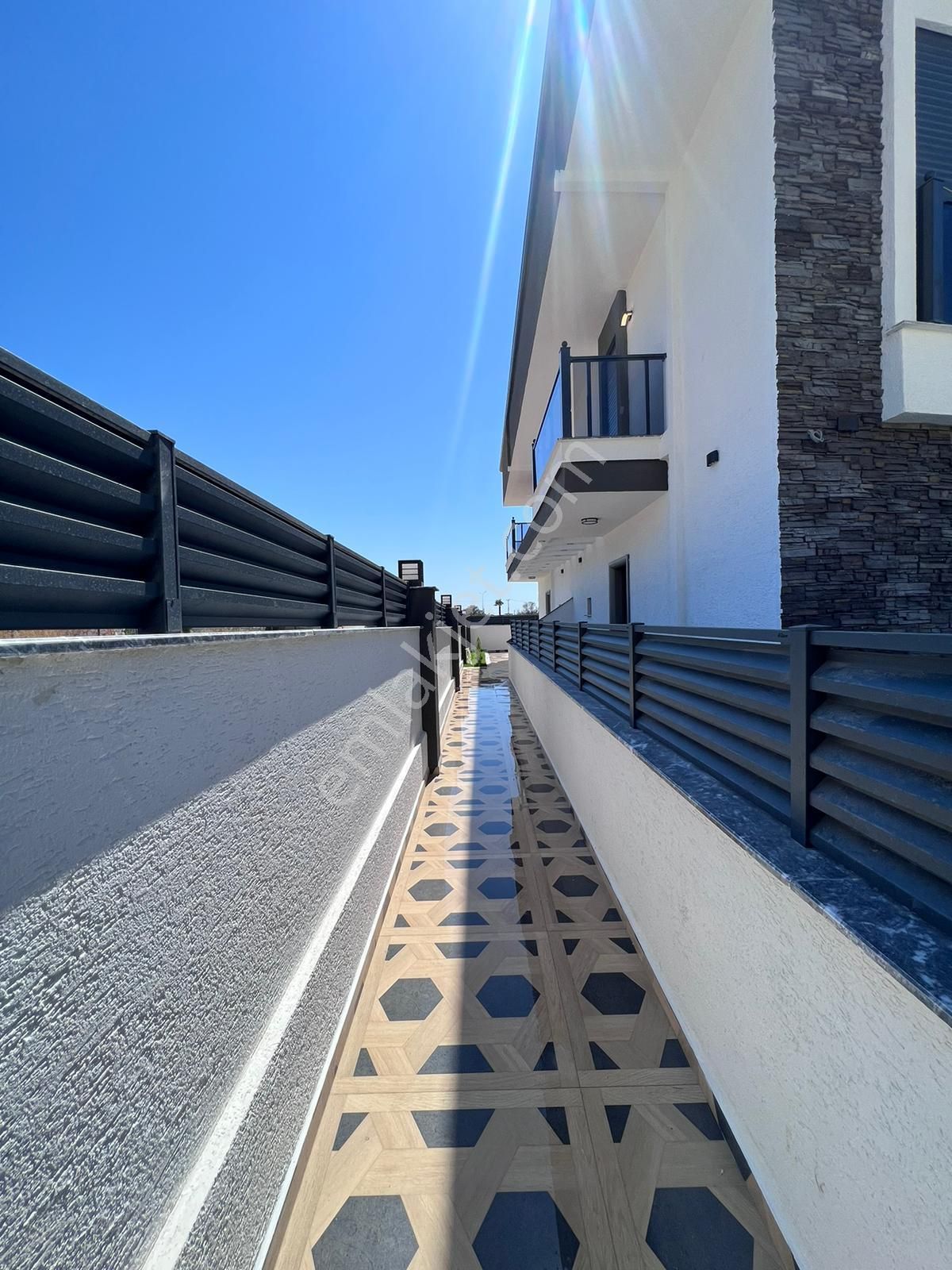 Didim Hisar Mahallesinde Ultra Lüks 3+1 Havuzlu Villa - Görsel 2