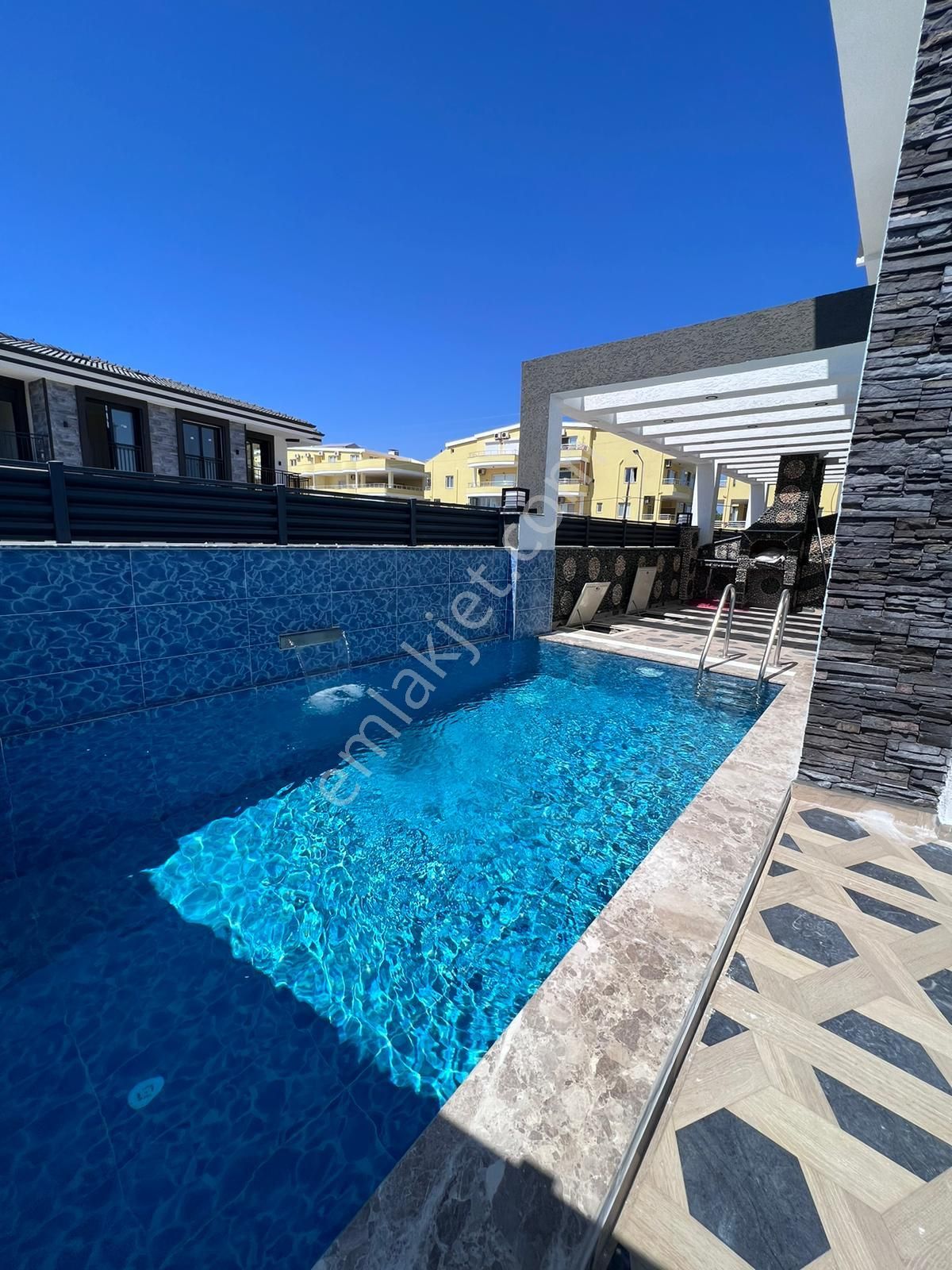 Didim Hisar Mahallesinde Ultra Lüks 3+1 Havuzlu Villa - Görsel 8