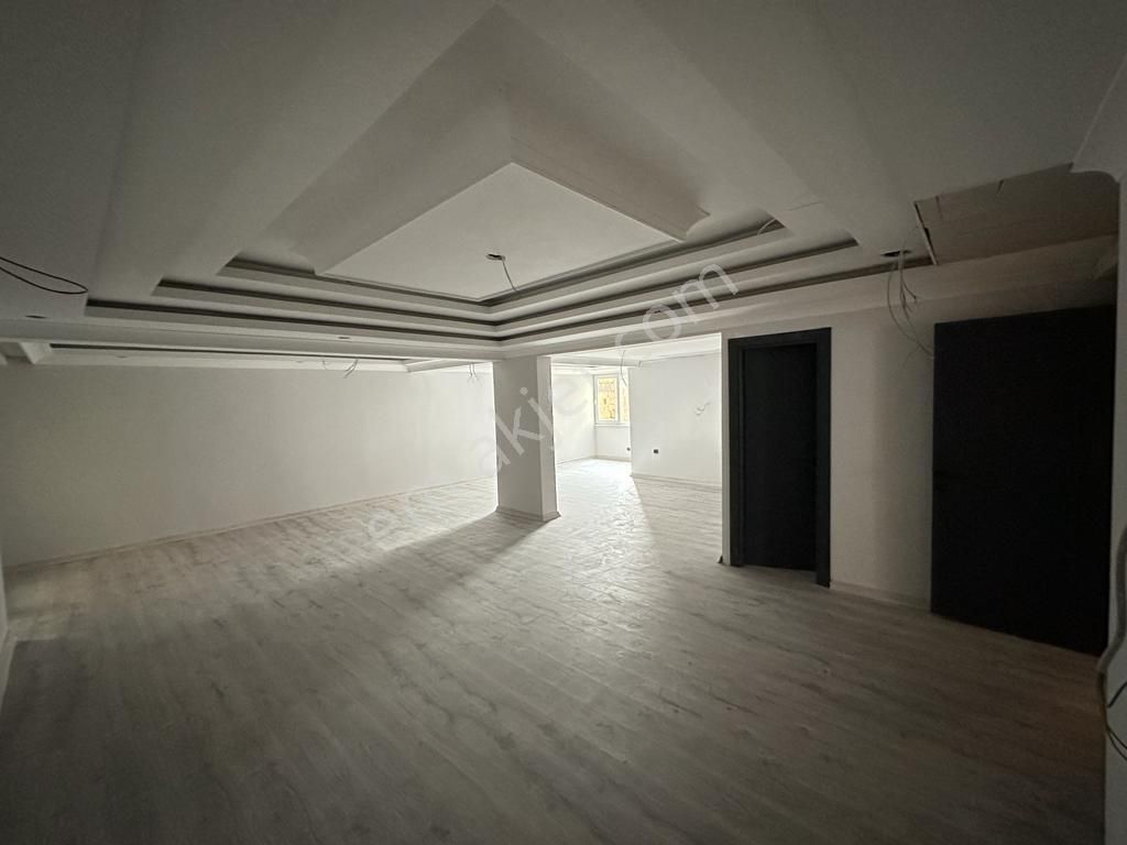 Kırıkkale Merkezde Komple Kiralık Bina-iş Yeri - Görsel 14