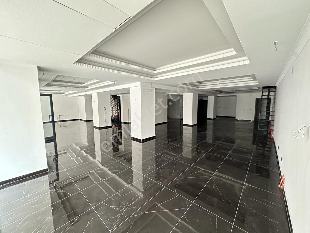 Kırıkkale Merkezde Komple Kiralık Bina-iş Yeri - Görsel 12