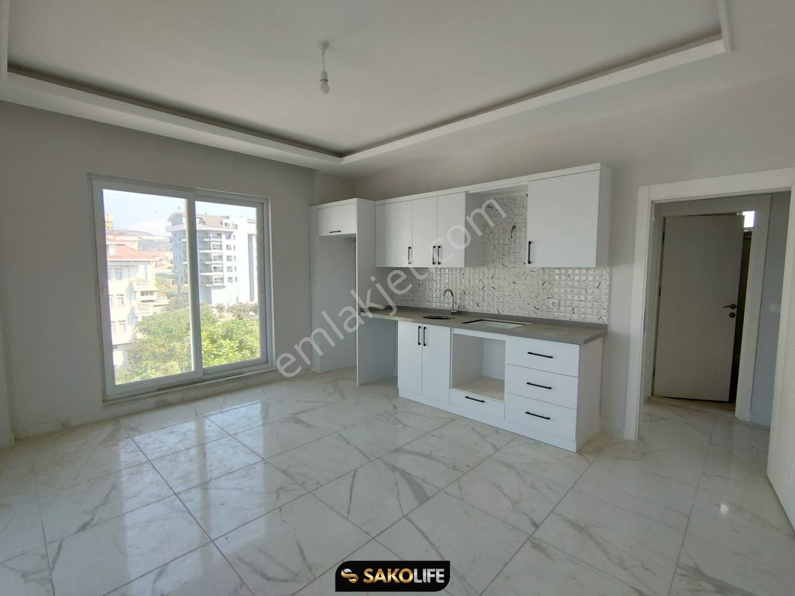 Alanya Demirtaş Satılık Daire  SAKOLIFE GAYRIMENKUL DEN DEMİRTAŞ MAH. 4+1 DUBLEX SATILIK DAİRE