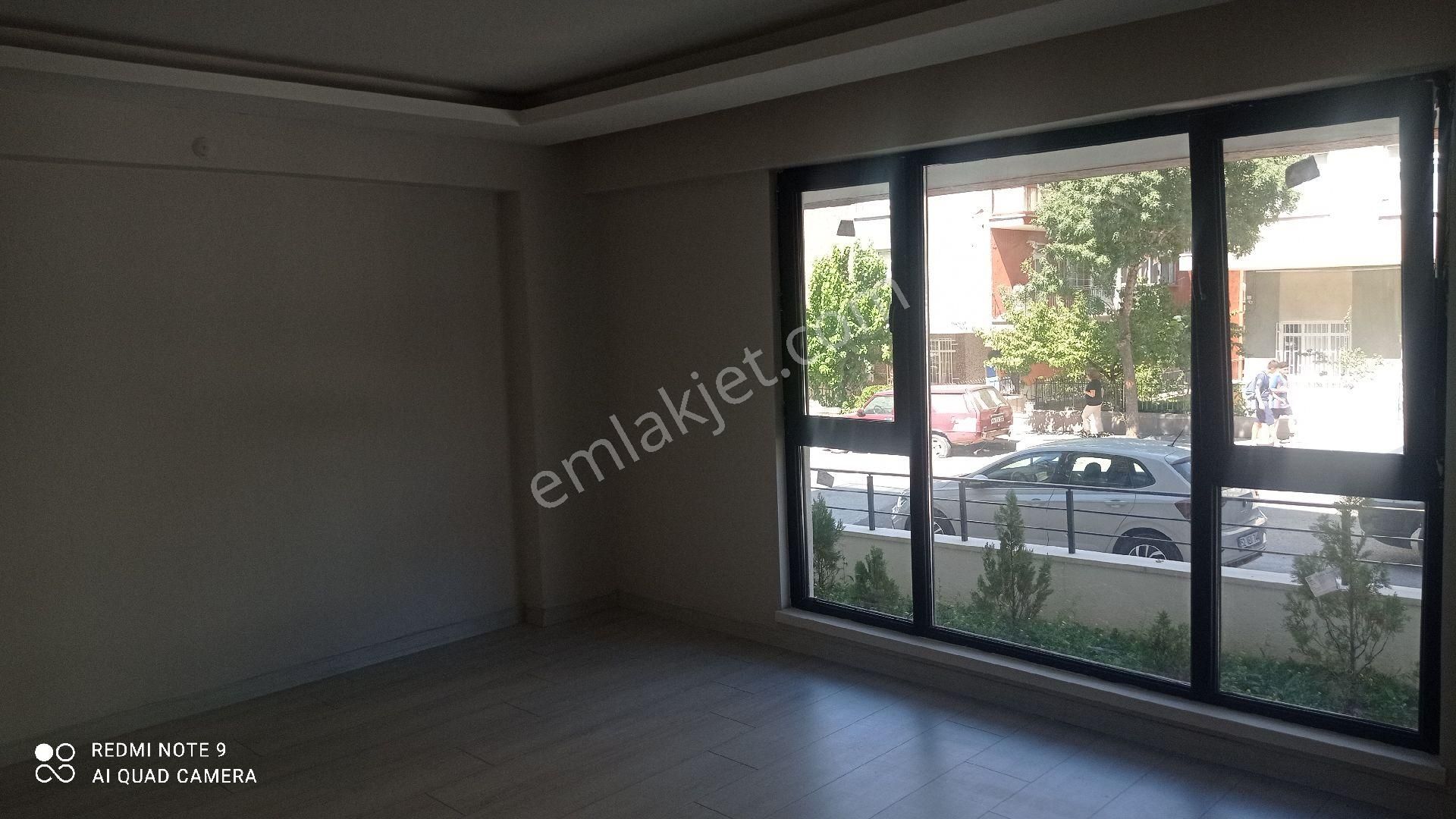 Çankaya Seyranbağları Satılık Daire SEYRAN ÇANKAYA İYİ LOKASYONDA EBEVEYN BANYOLU 2+1