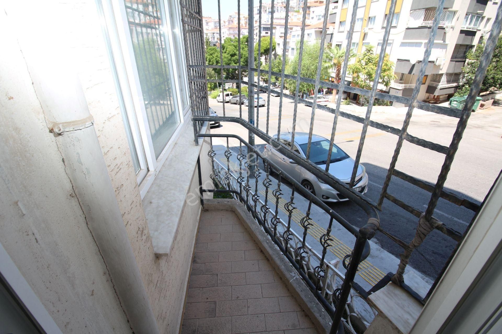 Akevler Mevkinde Doğalgazlı 3+1 Daire - Görsel 15