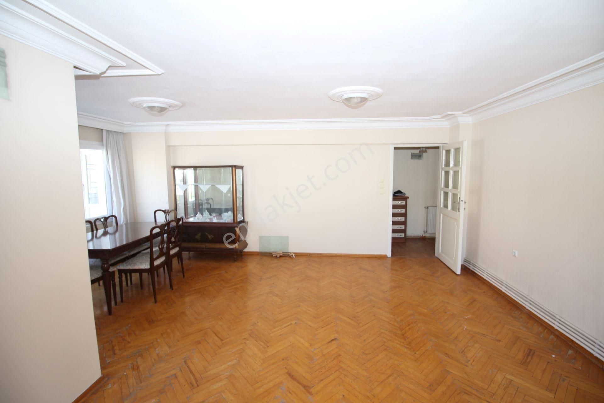 Akevler Mevkinde Doğalgazlı 3+1 Daire - Görsel 4