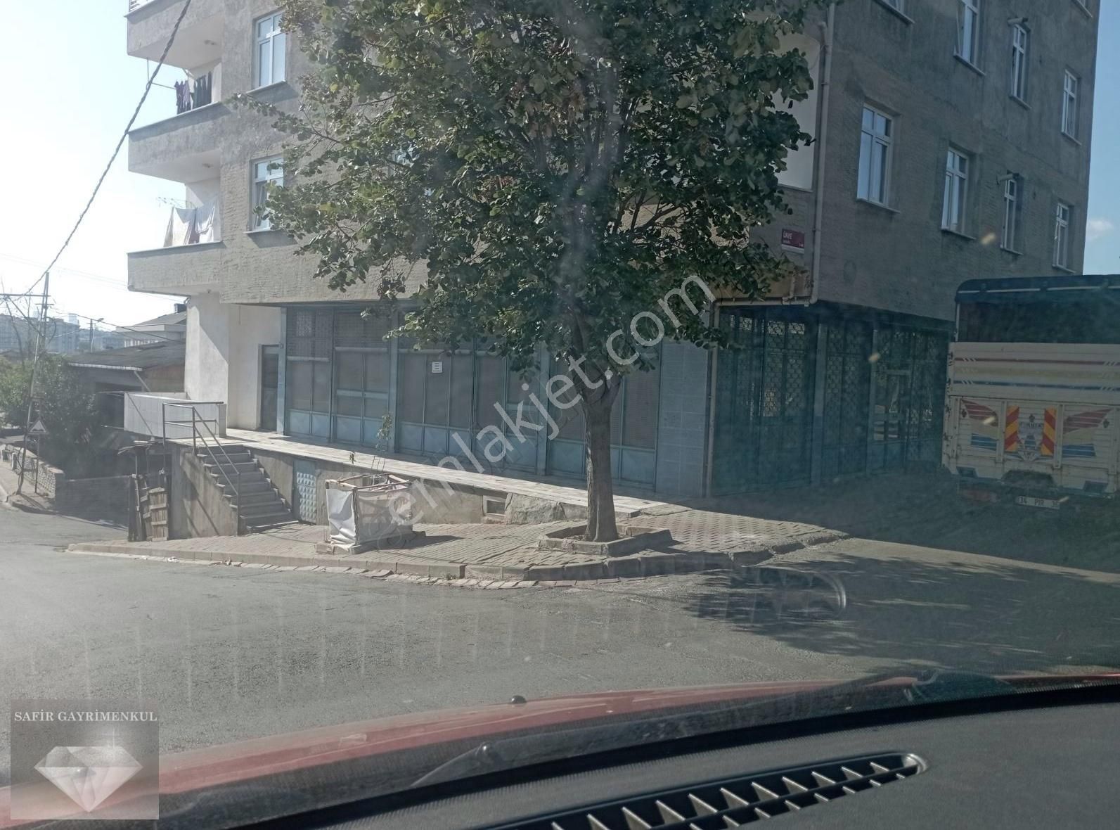 Ümraniye Dumlupınar Kiralık Dükkan & Mağaza Safir Gayrimenkul 120 M2 Kiralik Dükkan