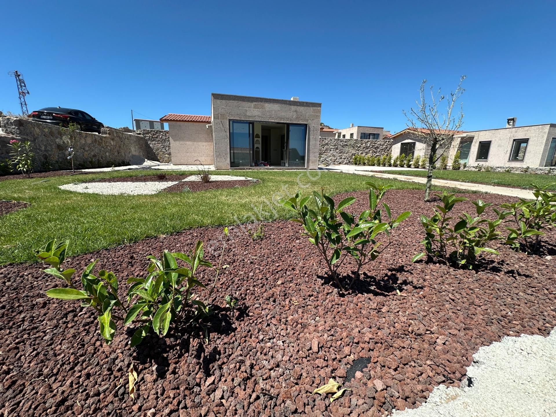 Takasa Açık!!!! Agora Asos Sitesinde Muhteşem 3+1 Satılık Villa - Görsel 2