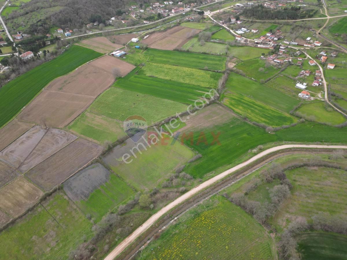 Biga Bakacak Köyü Satılık Tarla ÇANAKKALE BİGA BAKACAK'DA 7.300 M2 SATILIK ARAZİ