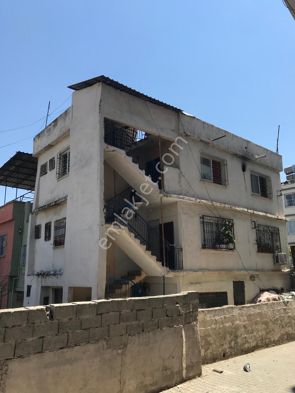 Akdeniz Barış Satılık Konut İmarlı  AYDIN'DAN AKDENİZ  CENGİZ TOPEL CADDESİNDE KOMPLE SATILIK BİNA 