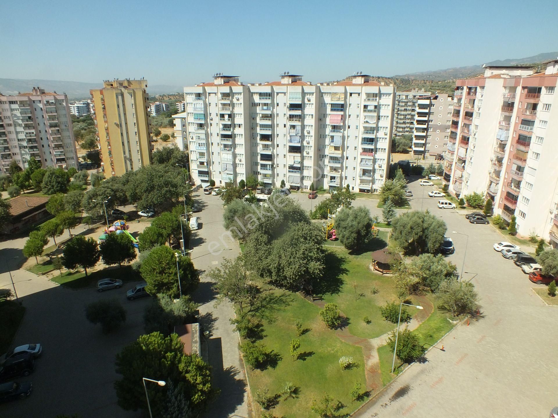 Nazilli Yıldıztepe Satılık Daire  YILDIZTEPE MAH DE SATILIK 3+1 DOĞALGAZLI DAİRE 