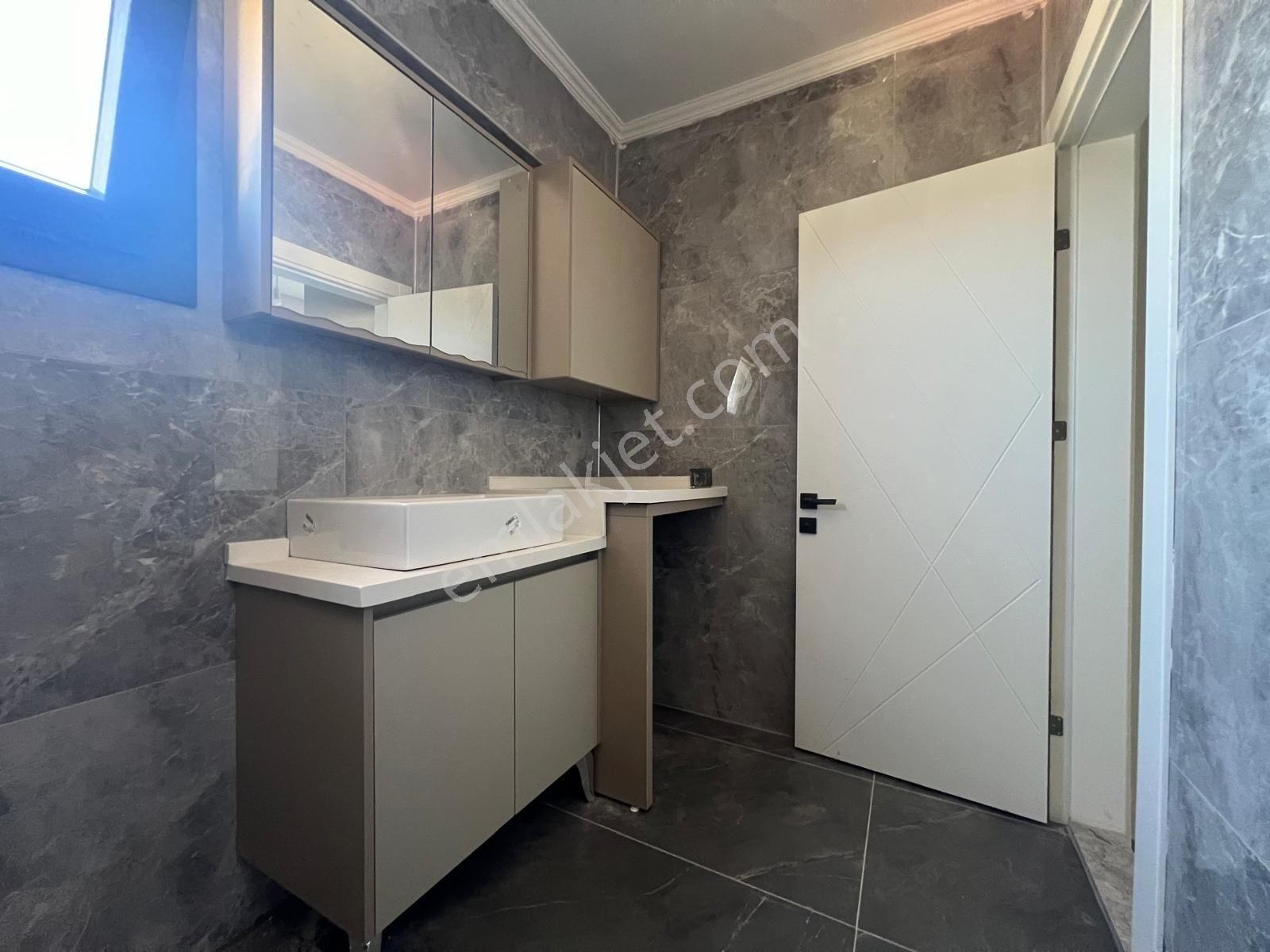 Gözütok Mimarlık'tan Orta Mahalle Merkezde 3+1 Lüks Villa - Görsel 24