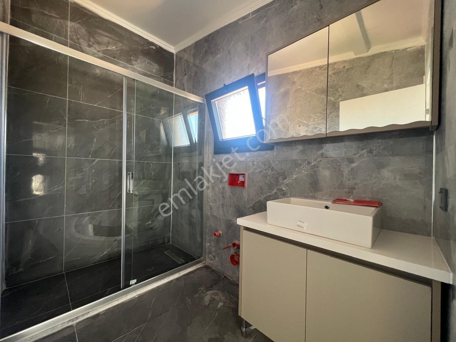 Gözütok Mimarlık'tan Orta Mahalle Merkezde 3+1 Lüks Villa - Görsel 33