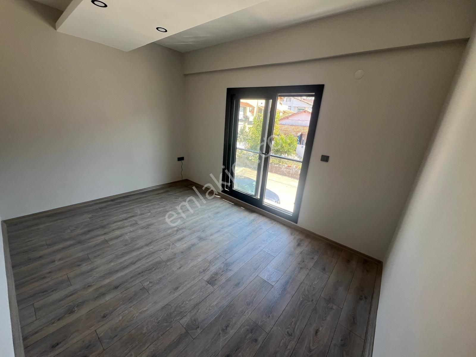 Gözütok Mimarlık'tan Orta Mahalle Merkezde 3+1 Lüks Villa - Görsel 18