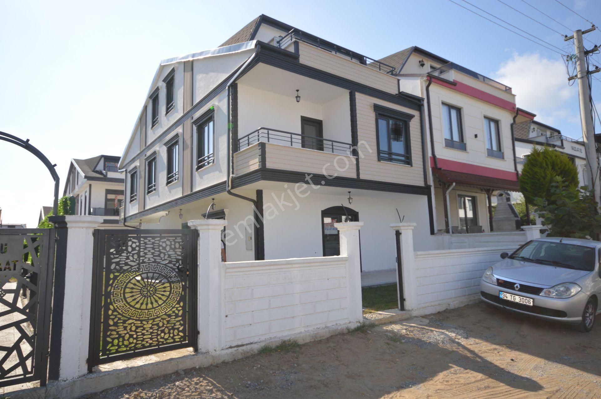 Kocaali Yalı Satılık Villa Sakarya Kocaali'de Süpriz Villa 4+1