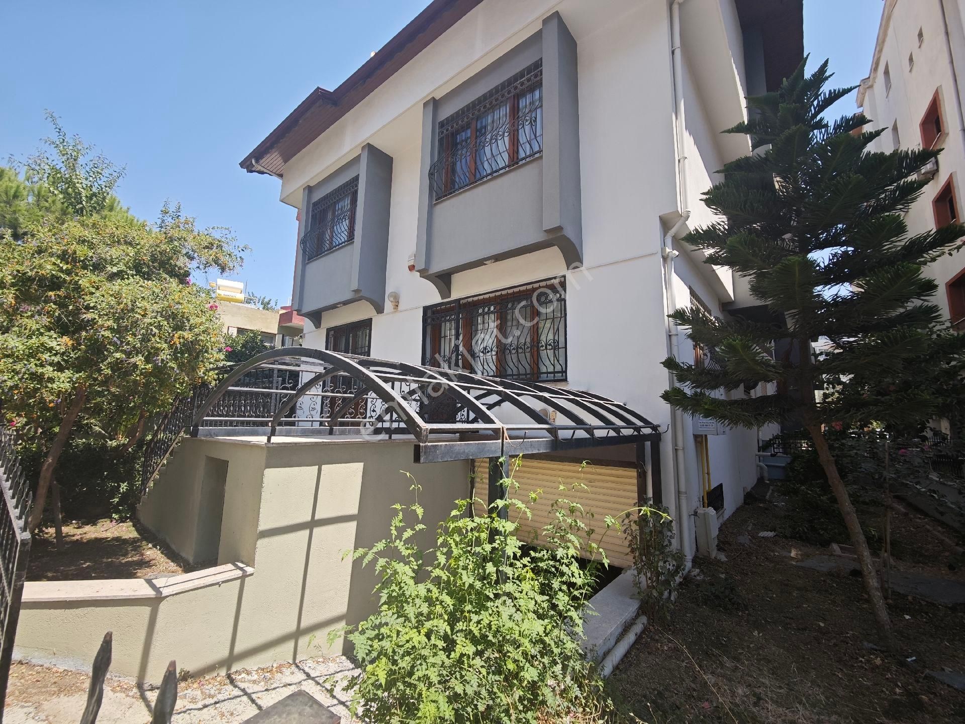 Söke Atatürk Satılık Villa AYDIN SOKE ATATURK MH TRİPLEX,GARAJLİ,BAHCELİ VİLLA