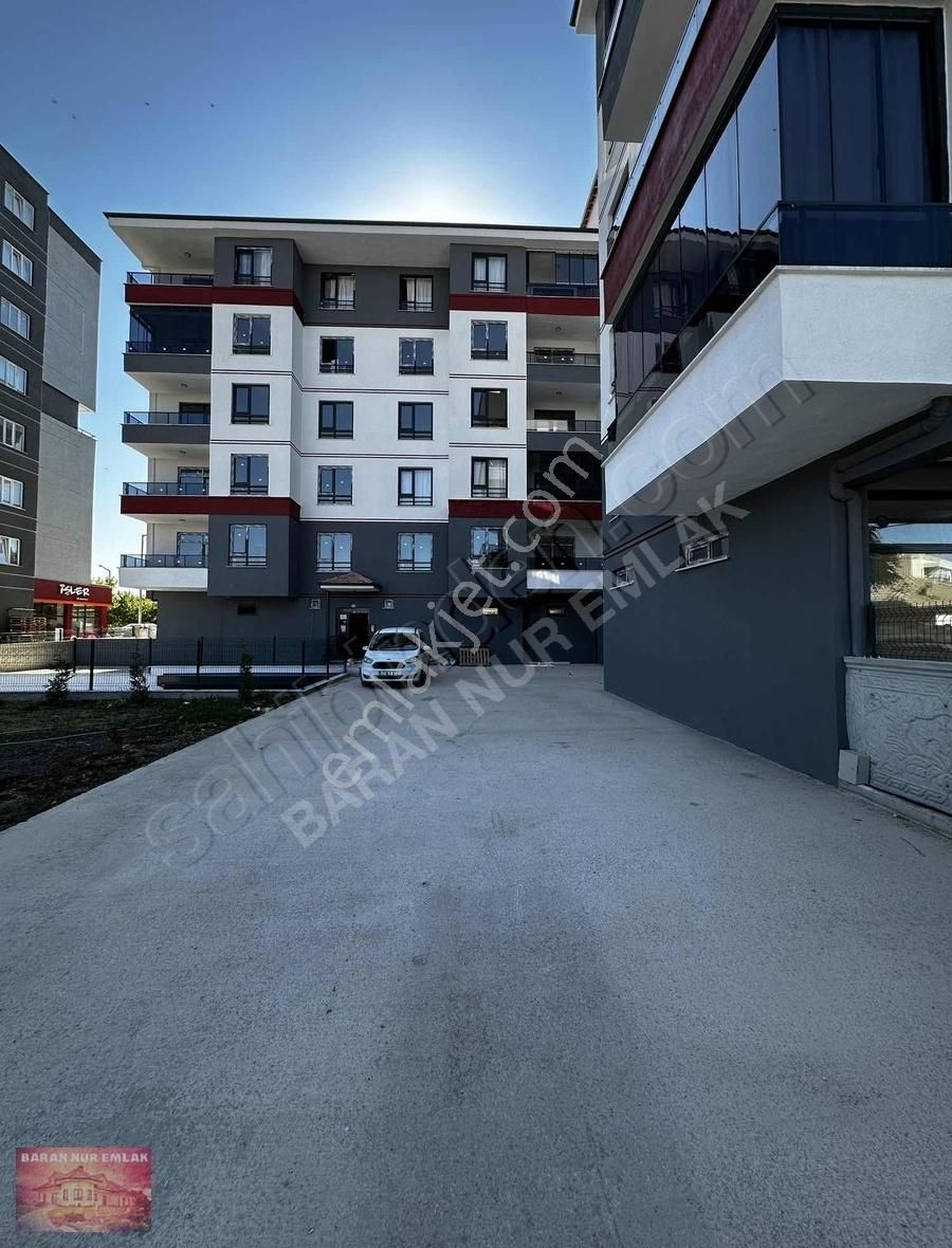 Karatay Doğuş Satılık Daire FETİH CADDESİ ÜZERİNDE SATILIK 4+1 LÜX DAİRELER