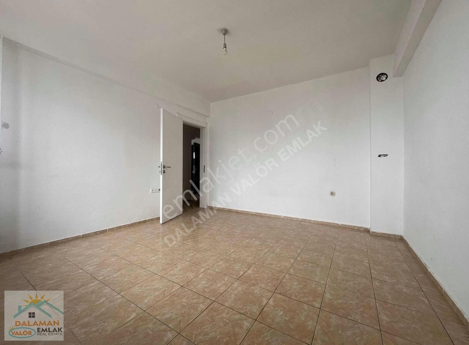 Dalaman Merkez Satılık Daire SEYFETTİN İNCE CADDESİ'NDE SATILIK 2+1 DAİRE