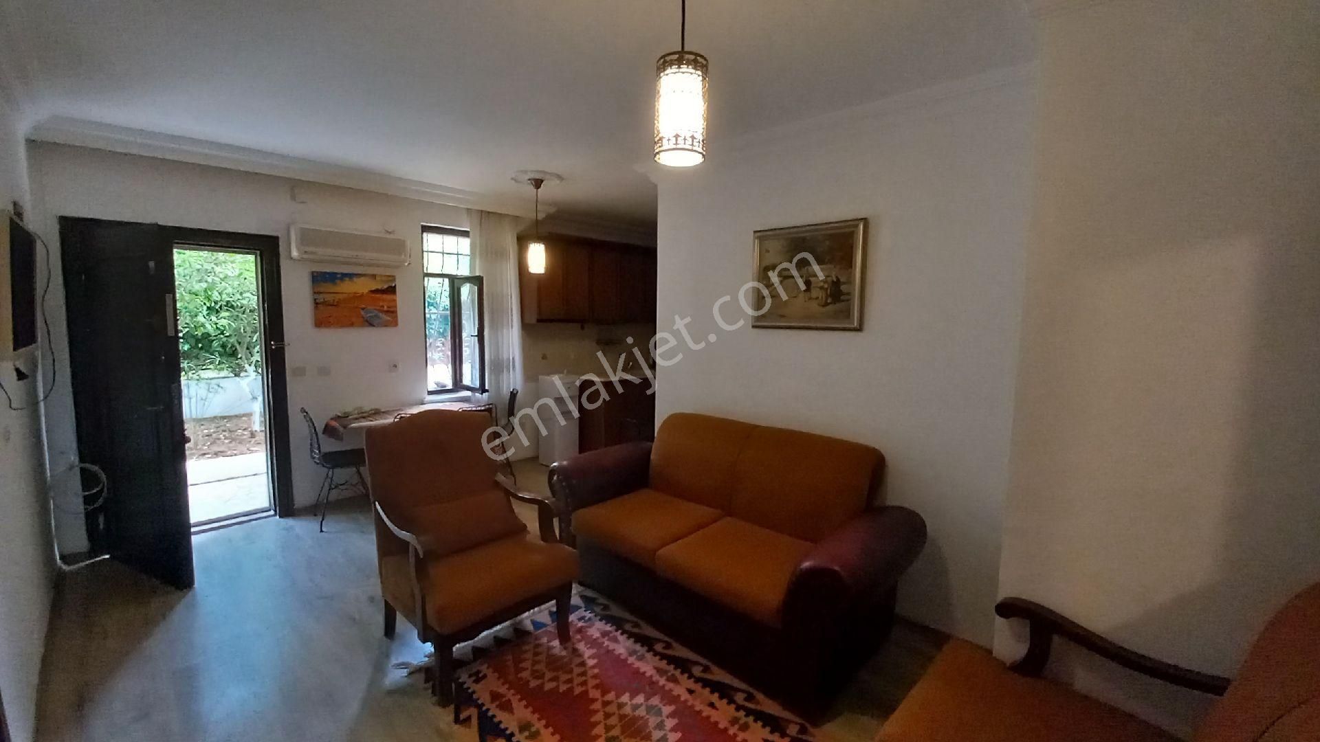 Muratpaşa Çağlayan Kiralık Daire BARINAKLAR'DA DENİZE ÇOK YAKIN FULL EŞYALI KİRALIK DAİRE 