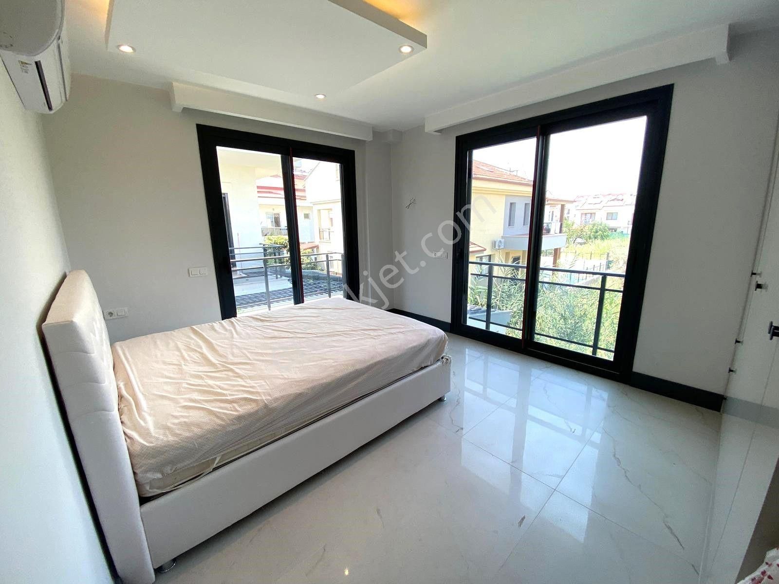 Goldhouse Dan Satılık Villa Havuzlu Müstakil 4+1 - Görsel 16