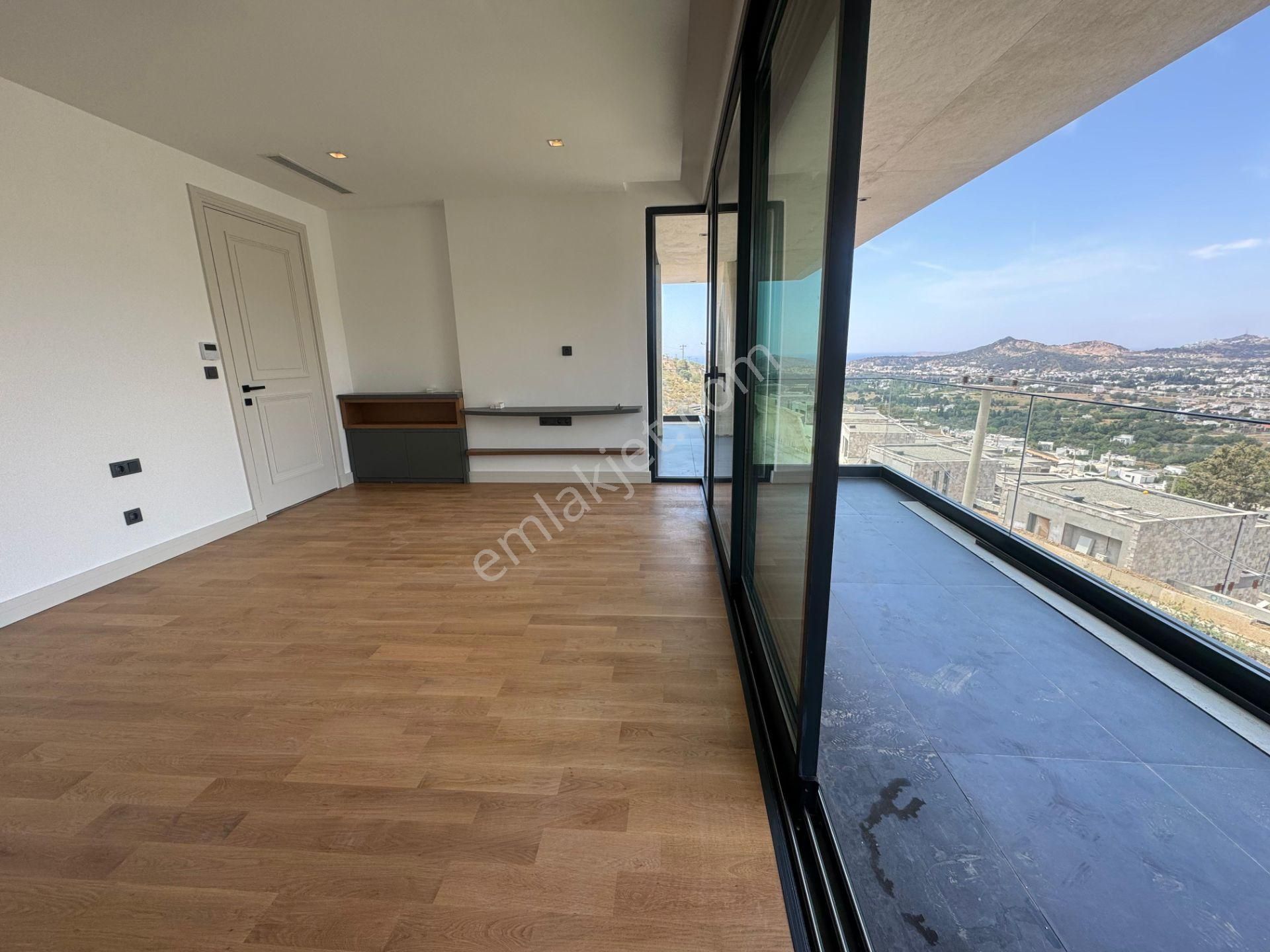 Gümüşlük'te 5+1 Mustakil Tripleks Havuzlu Villa - Görsel 16