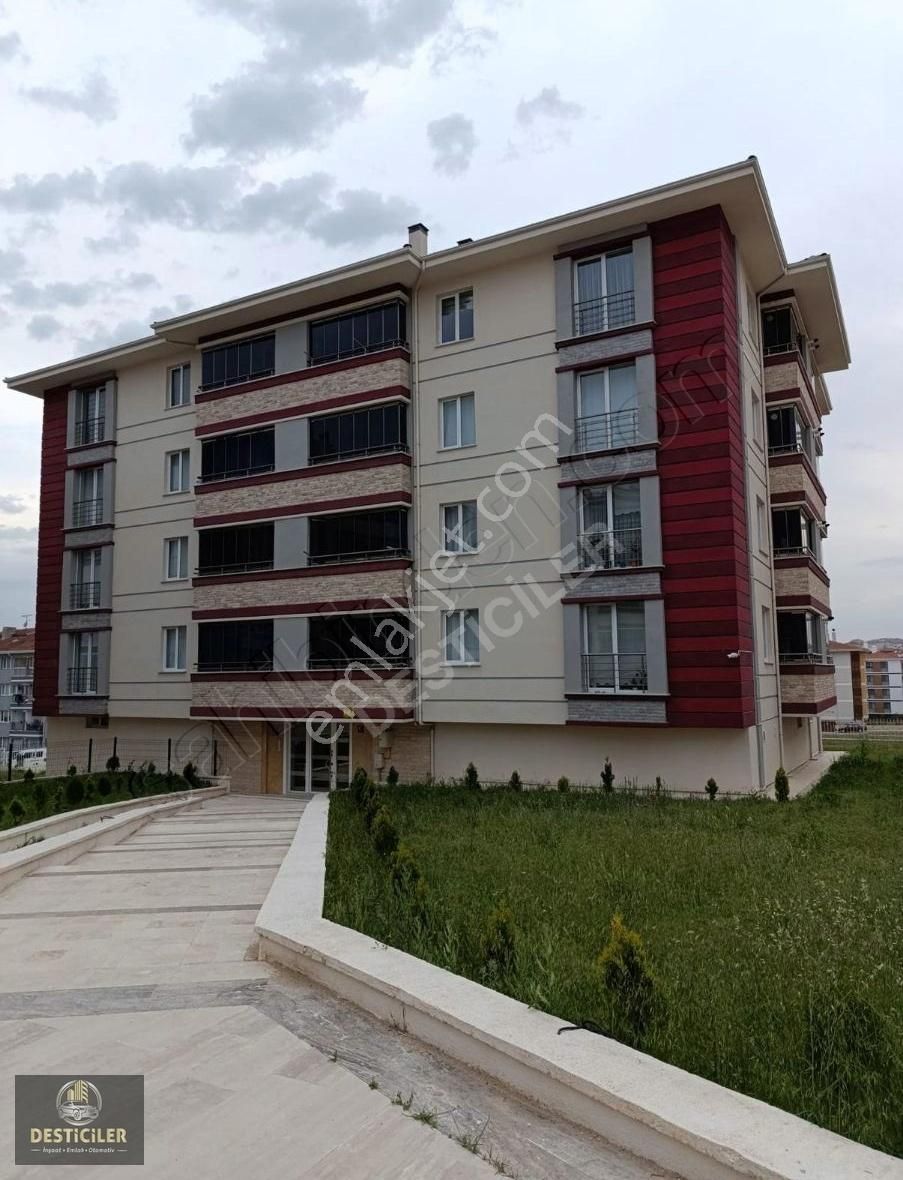 Odunpazarı Emek Satılık Daire HG-012 DESTİCİLER'DEN ÖLÇE SİTESİNDE 105 M2 SATILIK 2+1