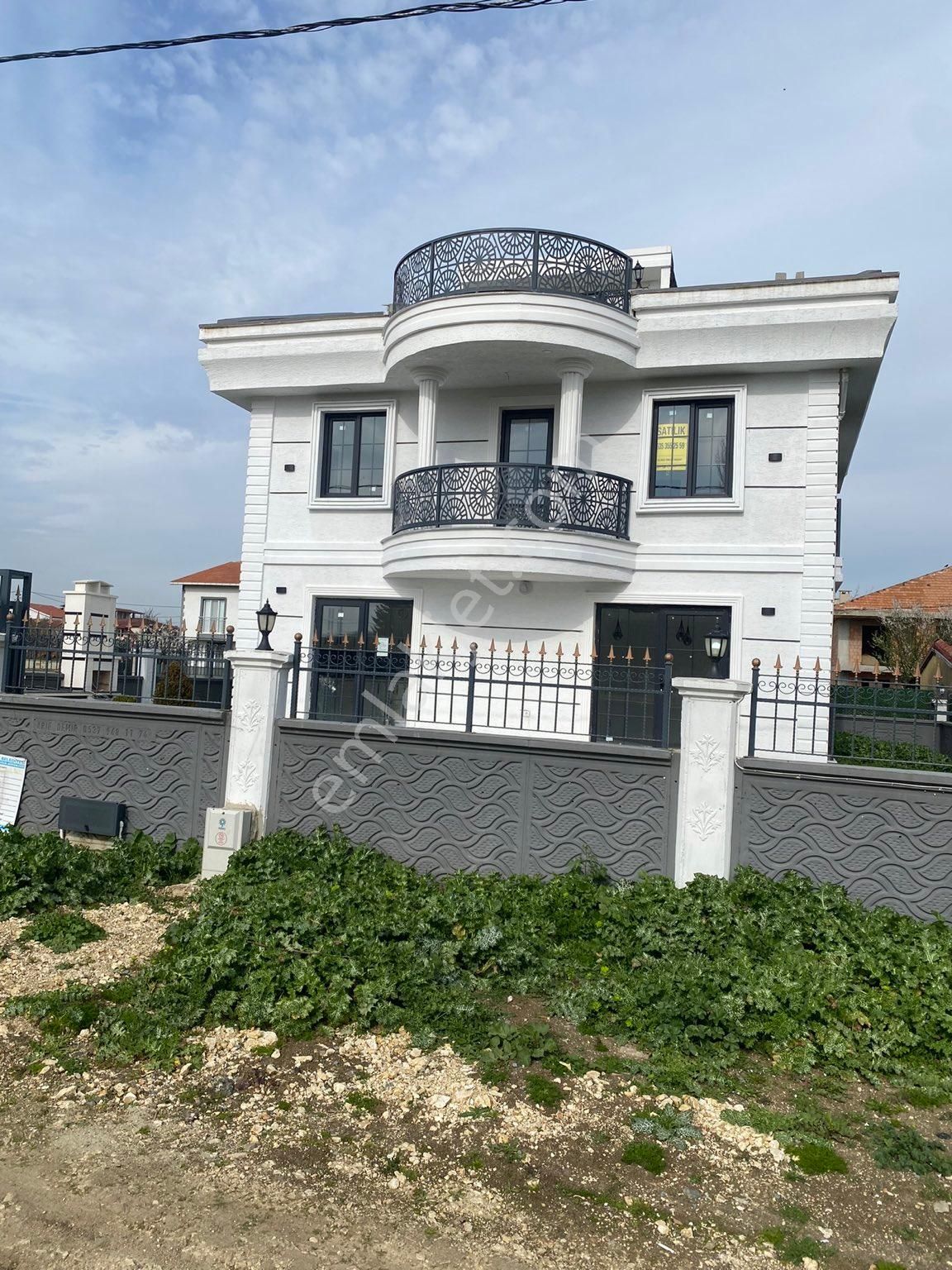 Silivri Gümüşyaka Satılık Villa YILMAZ EMLAKTAN SATILIK 0 villa