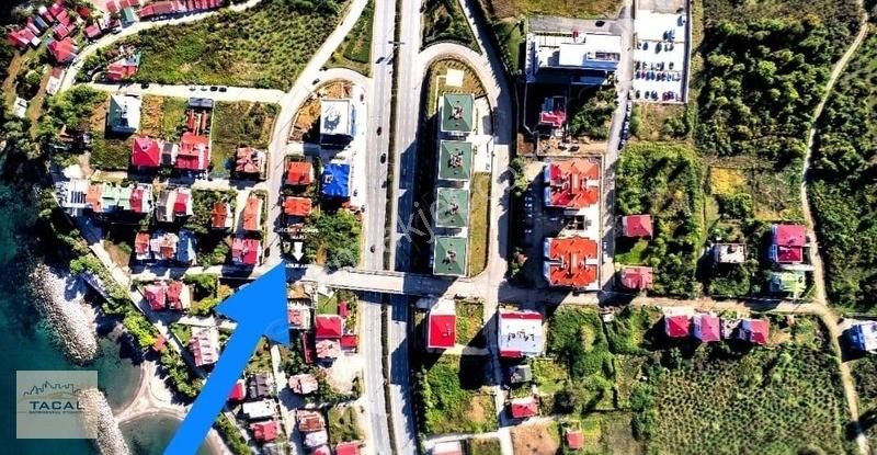 Piraziz Maden Satılık Ticari İmarlı İÇERİSİNDE RESTORANT BULUNAN TURİZM+TİCARİ İMARLI A-PLUS ARSA