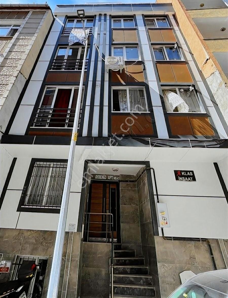 Bağcılar Kemalpaşa Satılık Daire SATILIK Kemalpaşa mah Bahçe katı 1+1 70 M2